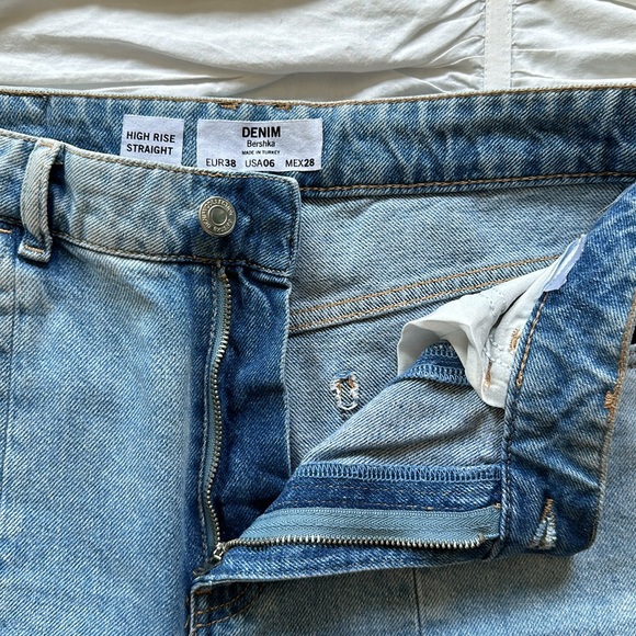 BERSHKA DENIM High Rise Straight Distressed Jeans - Picture 6 of 8